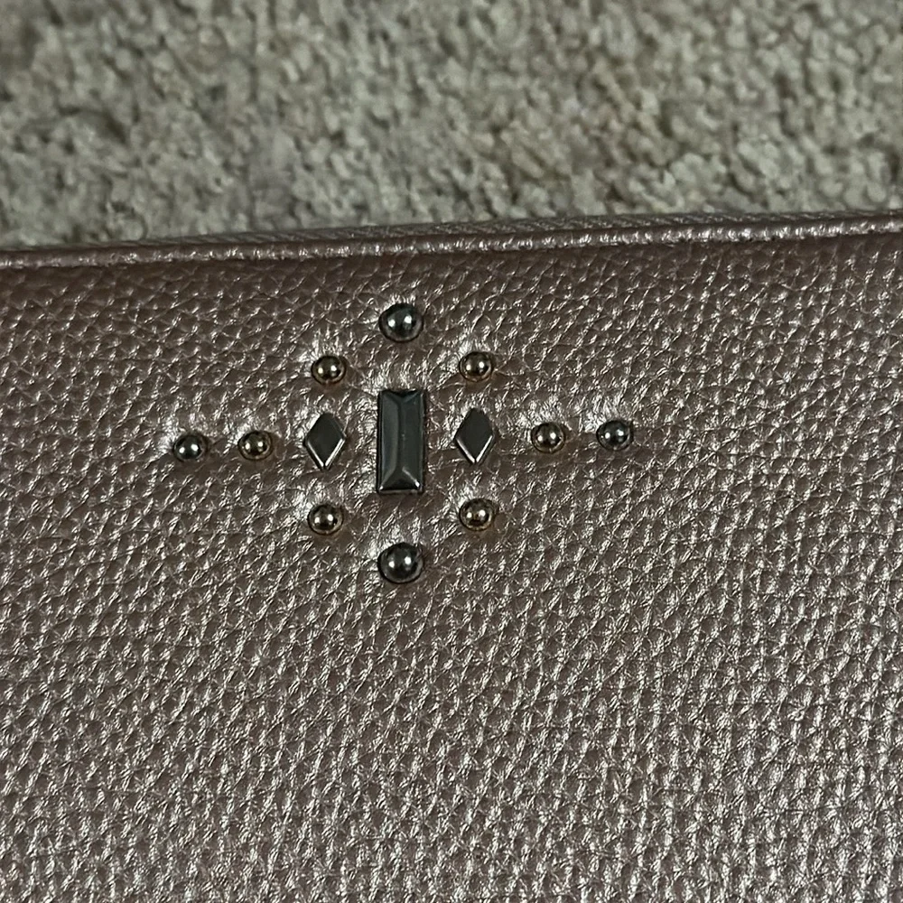 Thirty-One - All About the Benjamin’s Wallet - Picture 2 of 7